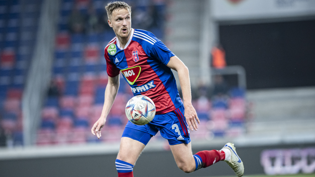 Kasper Larsen